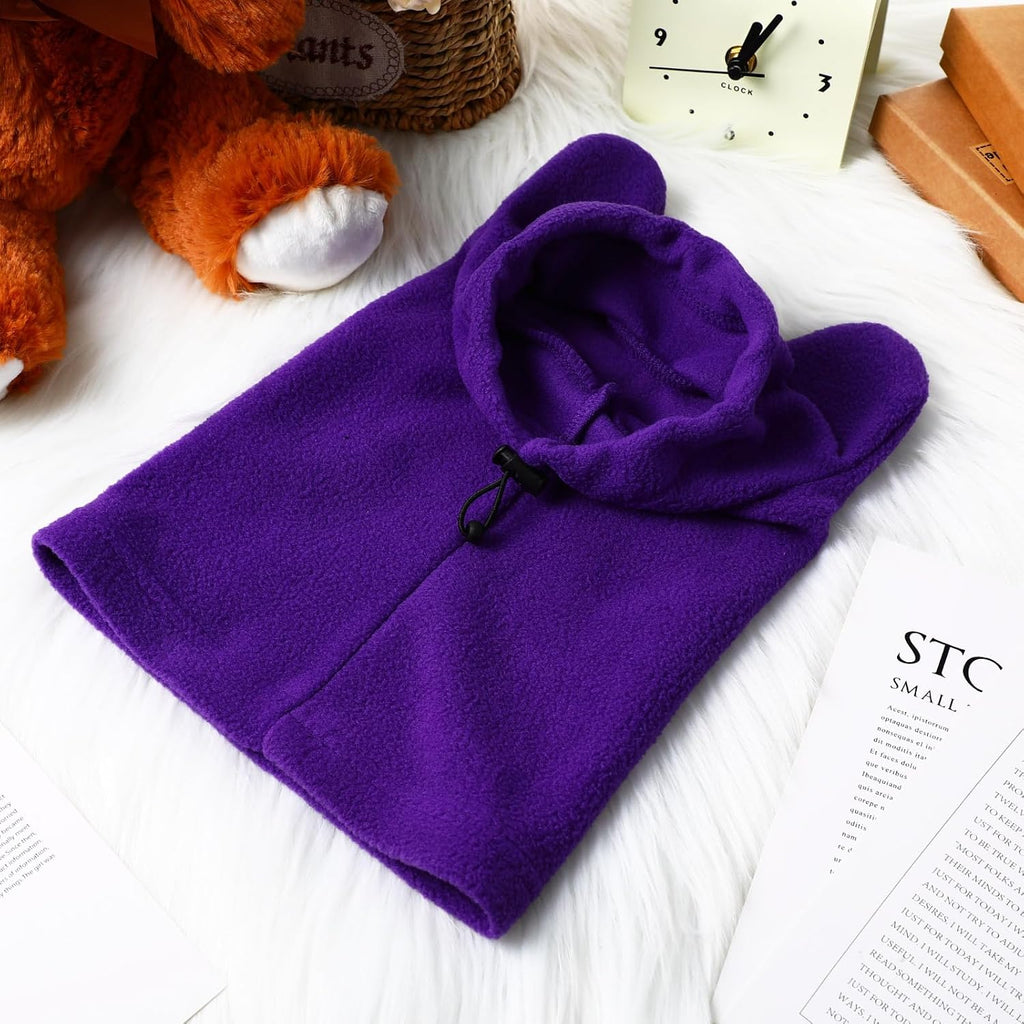 Adjustable rope buckle feature on Clysee pet winter hat