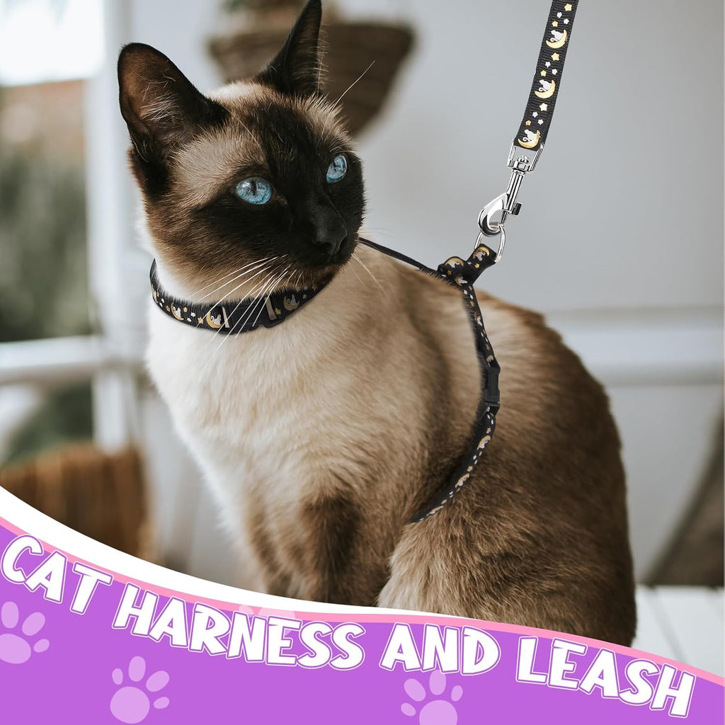 Close up view of the durable plastic buckle on feline safety harness
