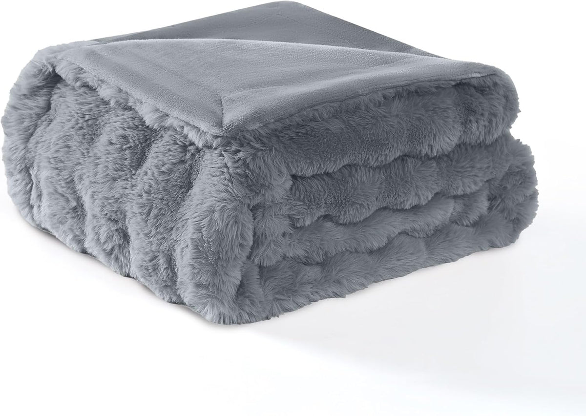 Modern Threads Water-Resistant Faux Rabbit Fur Pet Blanket for Dogs & Cats - Ultra-Soft Couch, Bed & Crate Protector, 30x40 White - Image 9