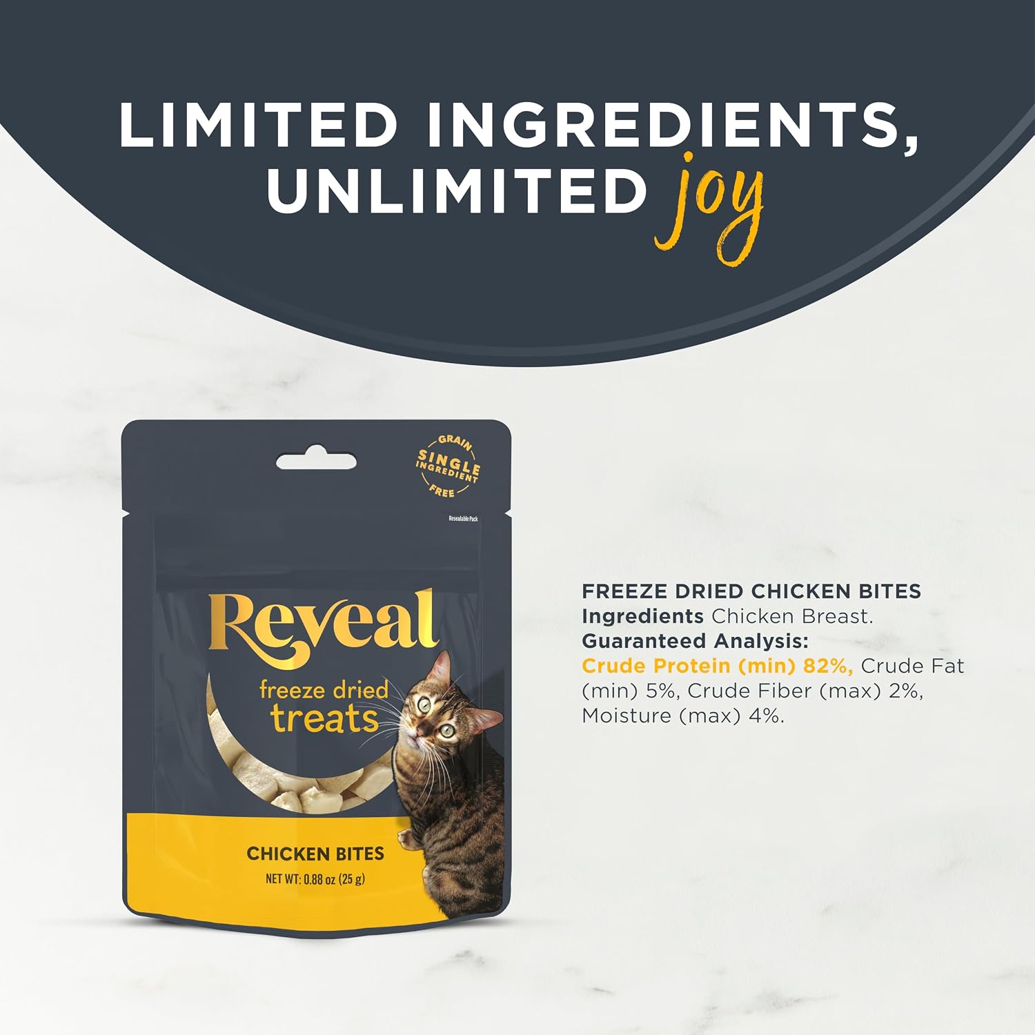 Natural freeze dried chicken breast bites for cat training rewards