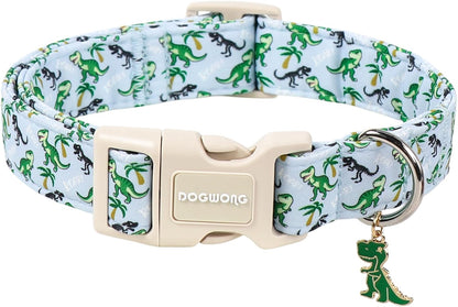 Size adjustable feature on DOGWONG dog collar for small dogs