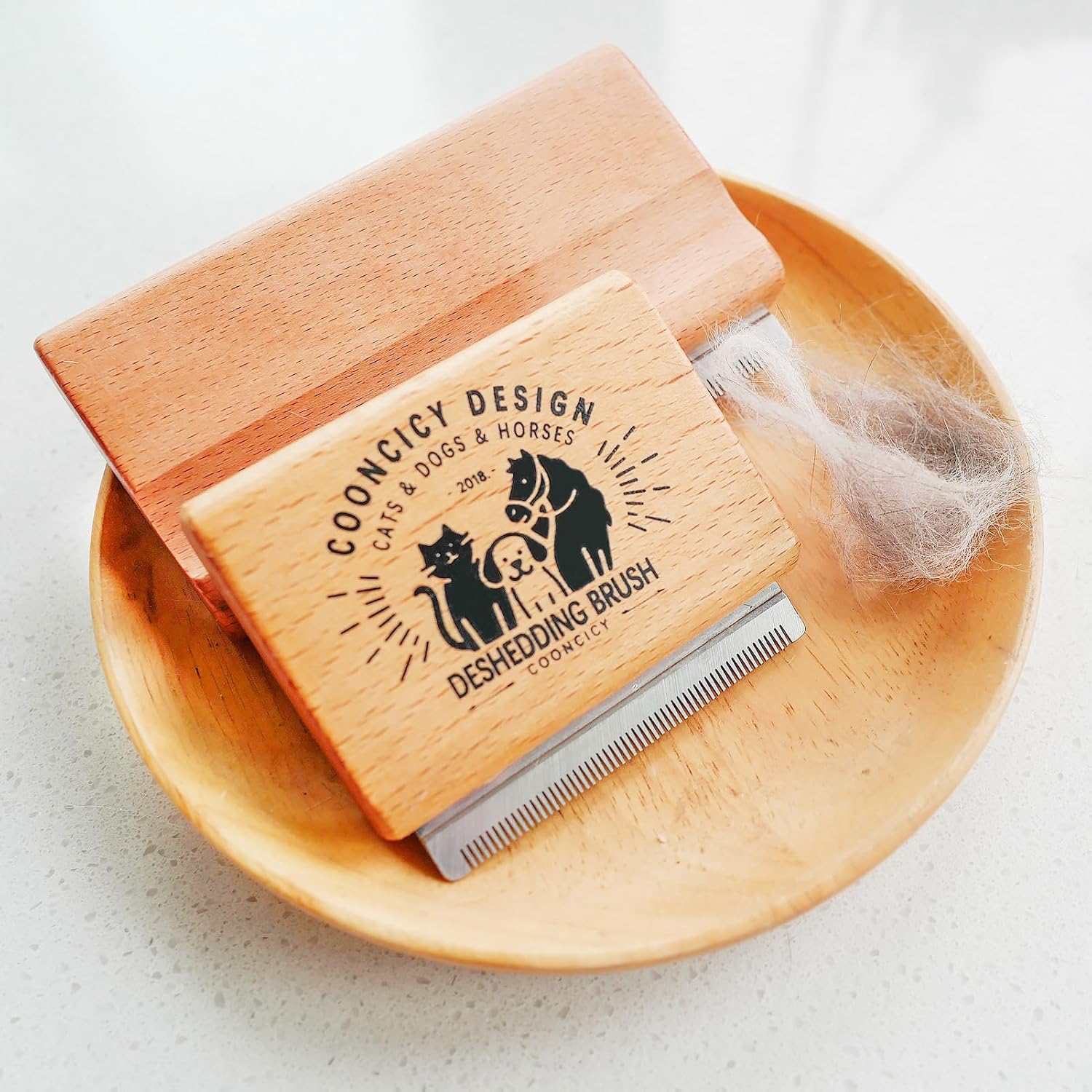 Rabbit grooming with Cooncicy deshedder brush