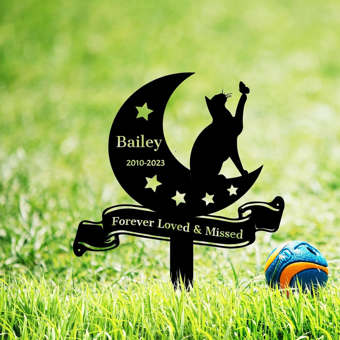 Personalized memorial stake for pet funerals and anniversaries