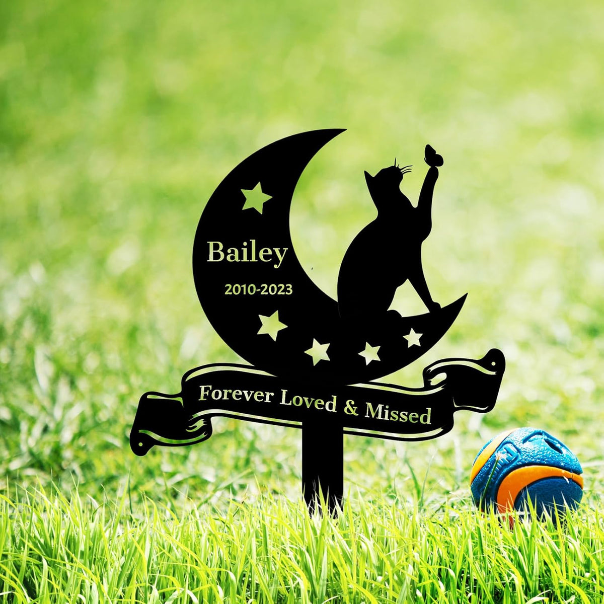 Personalized memorial stake for pet funerals and anniversaries