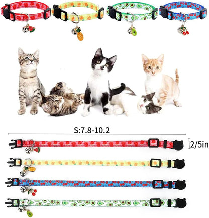 Yizepet pet supplies accessories showing the quick release breakaway buckle mechanism under pressure
