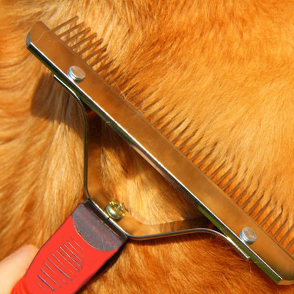 Top down view of Octchoco rake comb for thick coats