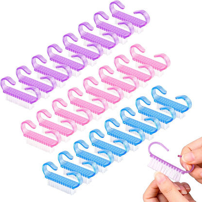 RETON handle grip nail brush pack front view highlighting the compact personal care cleaning tools.