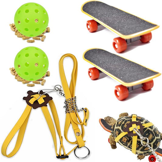 Lengnuantazhi turtles playing and training toys set front view showcasing yellow harness and miniature skateboards