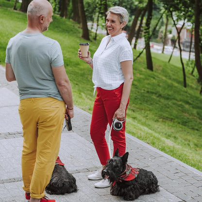 Packaging of German-made Flexi leash for small dogs