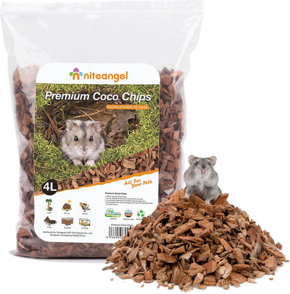 Niteangel bedding for Syrian and dwarf hamsters showing burrowing capacity