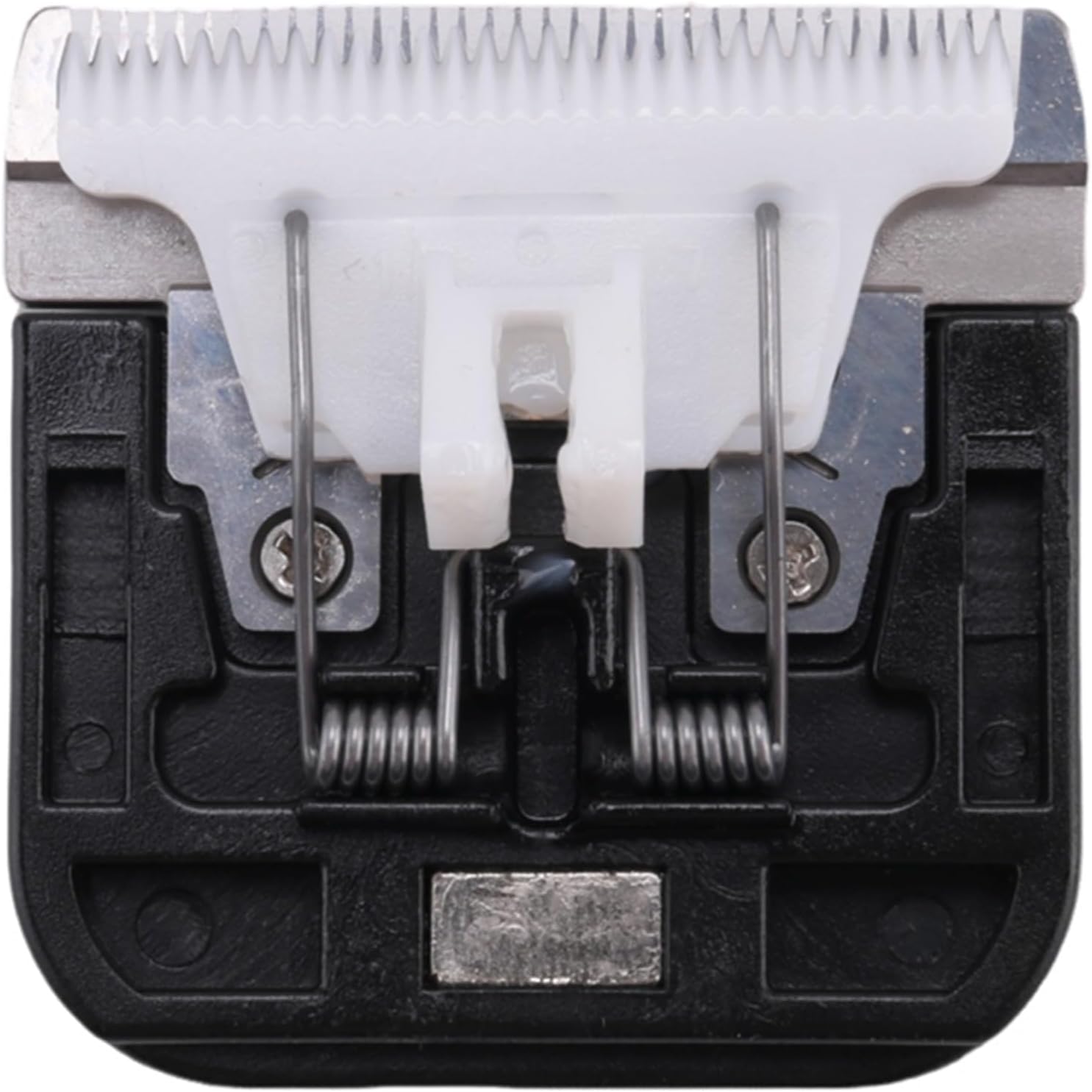 Side profile showing the fifteen millimeter thickness of the ceramic animal hair trimmer blade