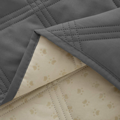 Ameritex five layer waterproof pet cover protecting a bedroom mattress from spills.