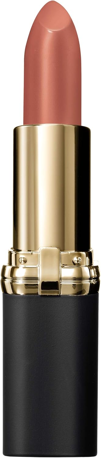 Aromatte-Ic Rose shade by L'Oreal Paris applied lifestyle product shot