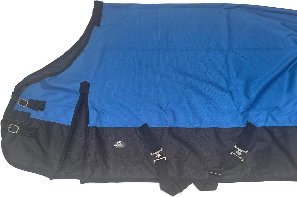 Two adjustable surcingle belly straps and leg straps on turnout blanket