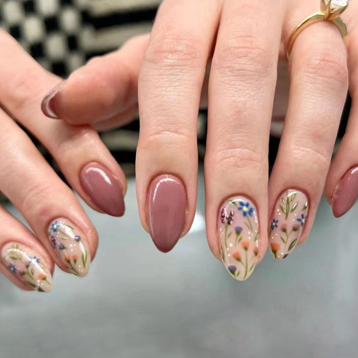 Ffzdena Maottie floral almond press on nails front view