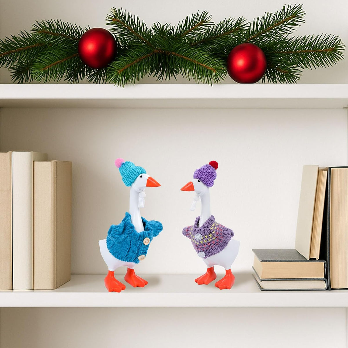 Hand crafted holiday desktop motion toy accessories showing precise dimensions and stretchy texture
