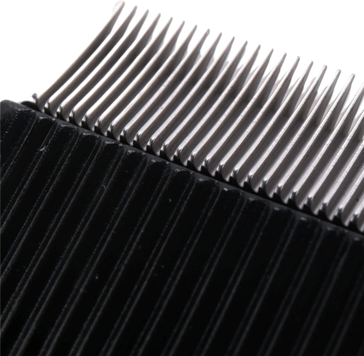 Rear side angle of the ABS plastic casing for the universal dog and cat trimmer replacement head