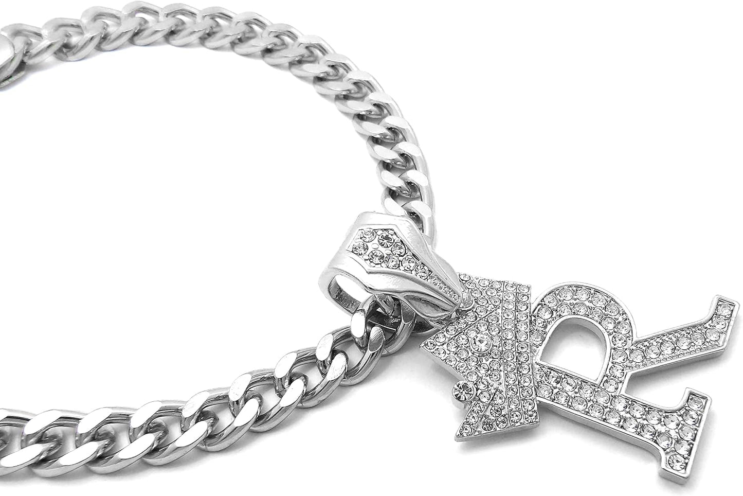 Icemond iced out pet jewelry eighteen inch chain close up.