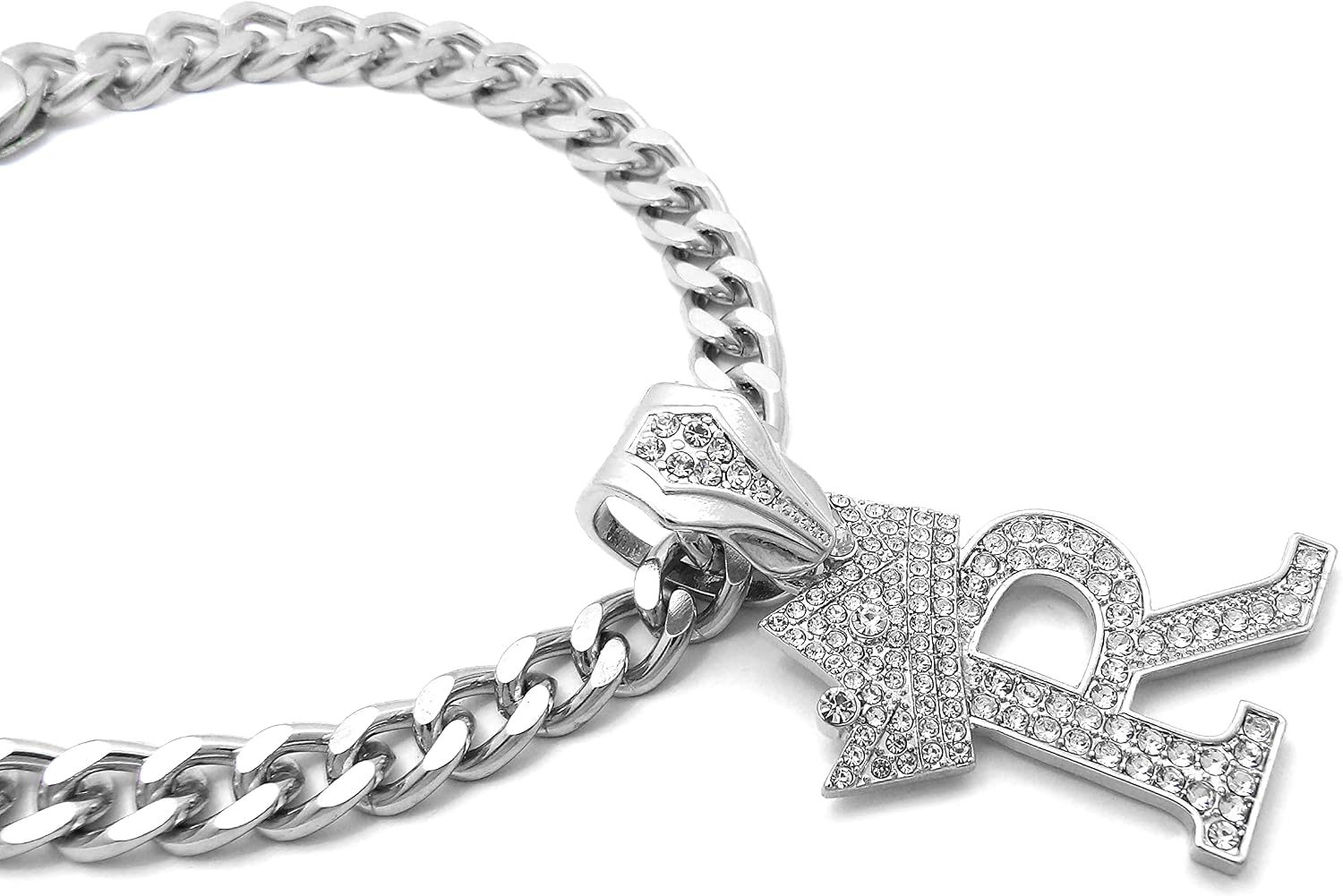 Icemond iced out pet jewelry eighteen inch chain close up.