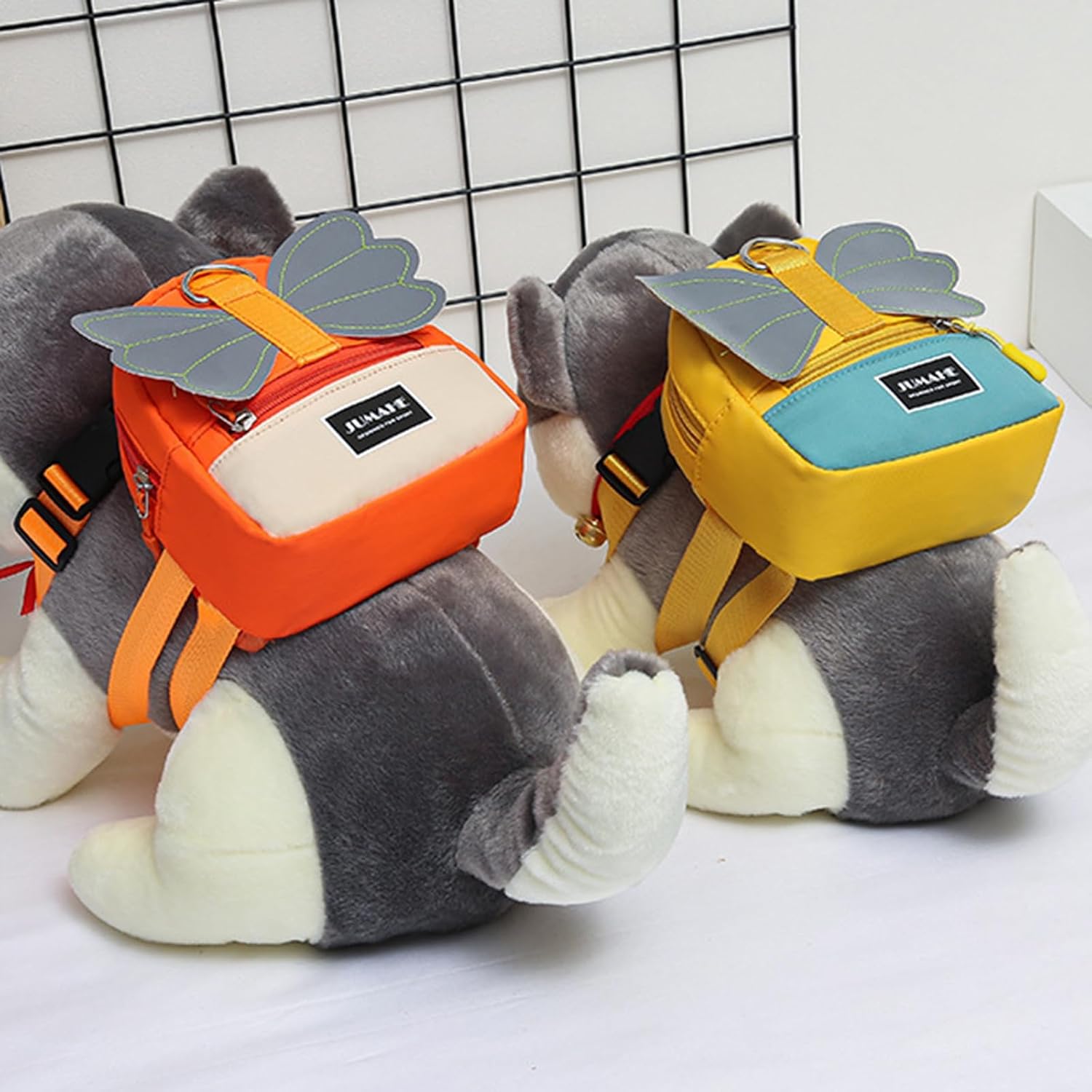 Waterproof breathable pet self carrier bag with front pocket close up