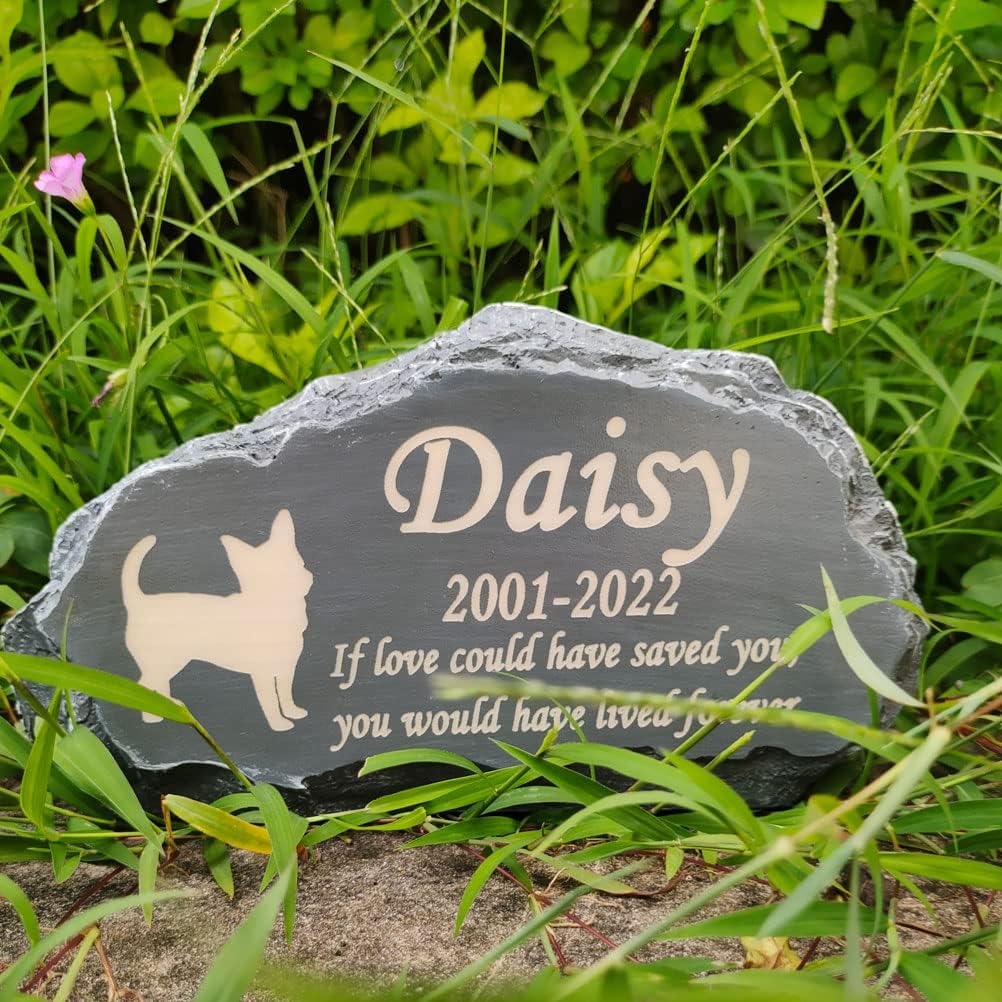 MARYTumm custom pet memorial marker angle view with custom text