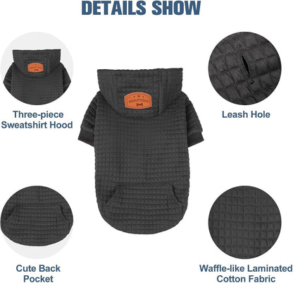 BEAUTYZOO warm cat jacket displaying the convenient leash attachment hole at the back.