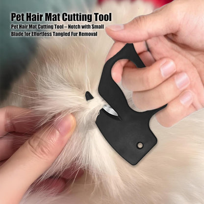 Ergonomic handle of the Flasidu pet hair detangling tool.
