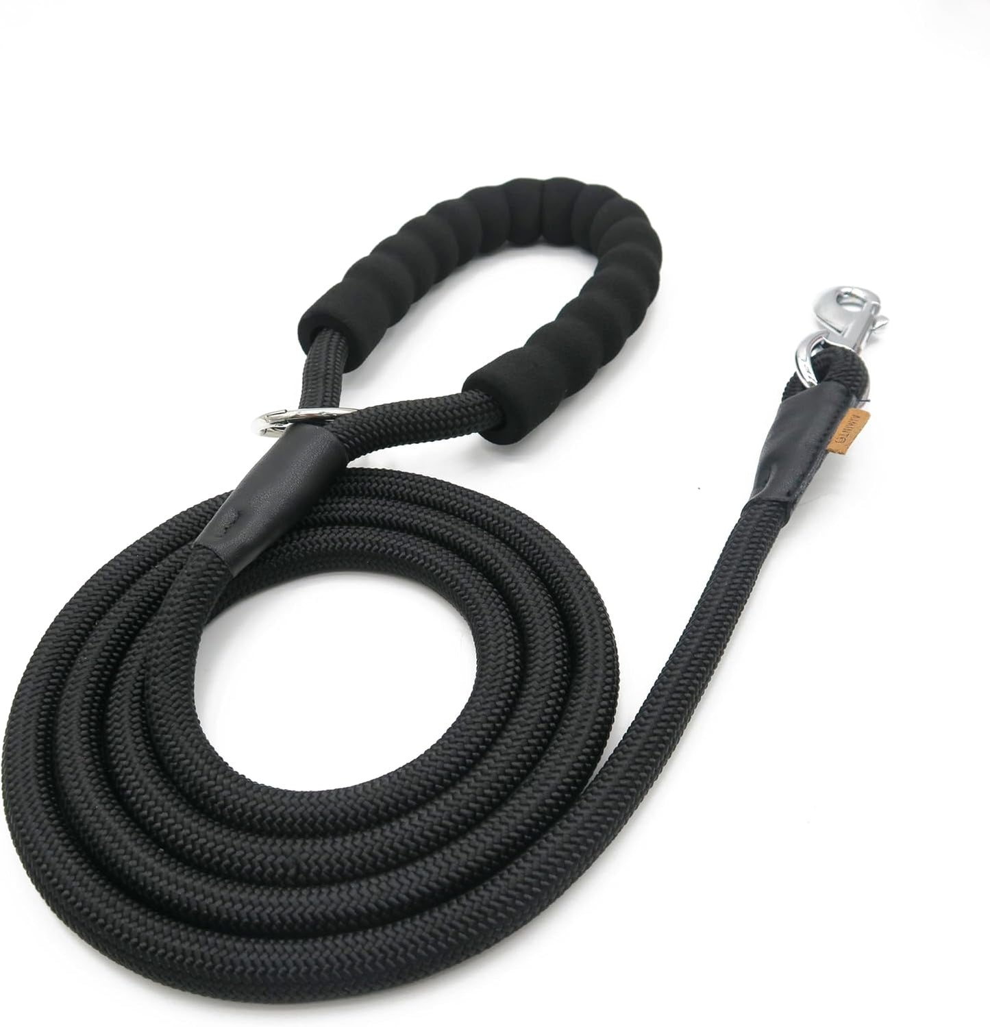 Aiminto braided rope dog leash front view showcasing the heavy duty black nylon construction.