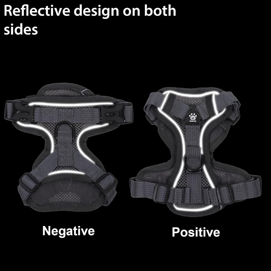 Detailed view of the breathable fabric on Hadnves pet walking harness