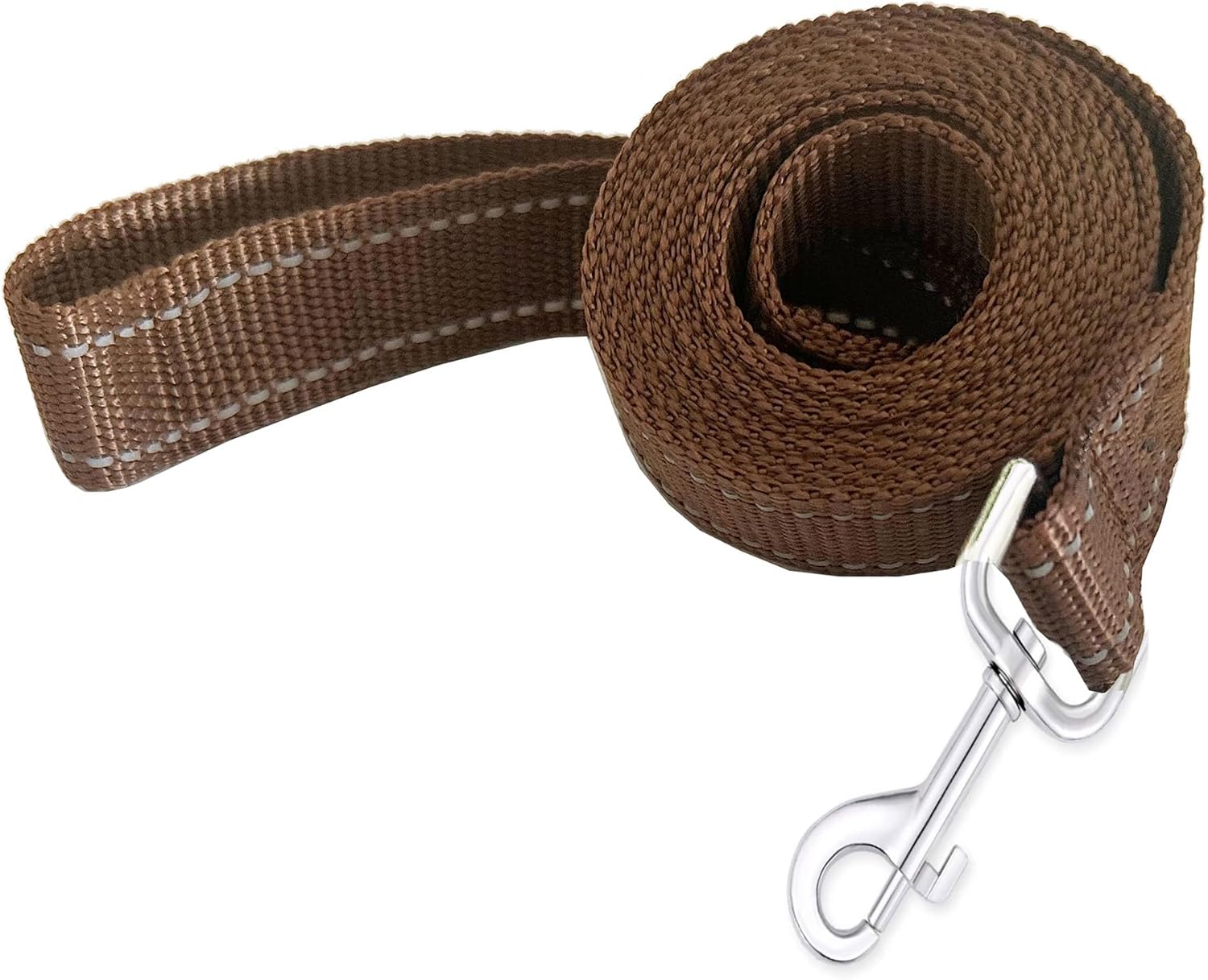 Taida imported pet traction leash attached to collar