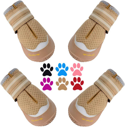 Adjustable velcro strap detail on Qumy dog boots