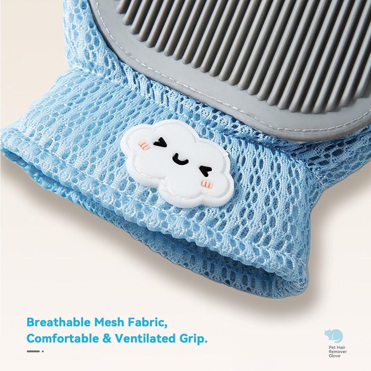 Peeling fur off the silicone pet grooming glove surface