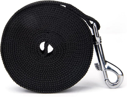 Siumouhoi premium black long leash attached to a dog harness
