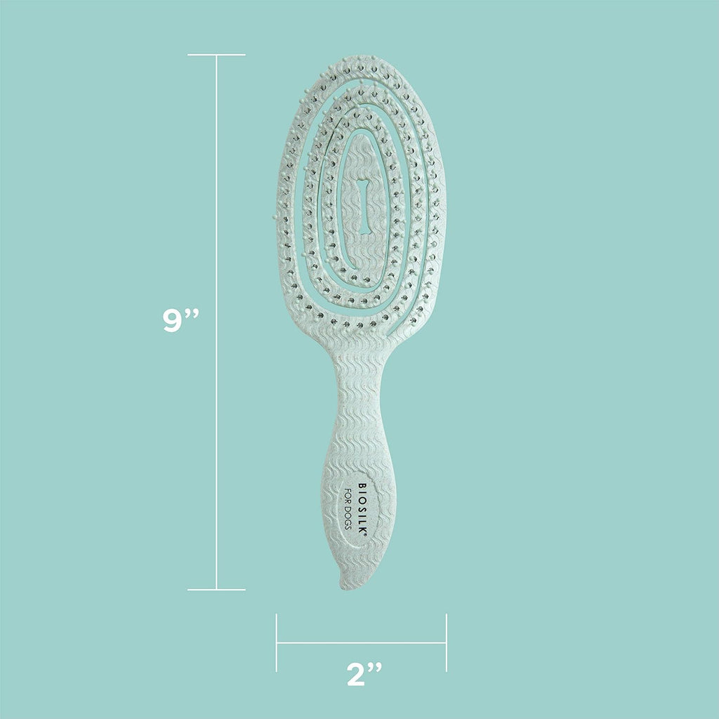 Close up view of the plant based material texture on the BioSilk pet brush.