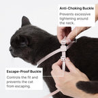 Close up of BuddyArmor cat leash with padded comfortable handle
