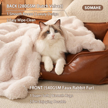 SOMAHE ultra soft faux fur pet blanket close up material view