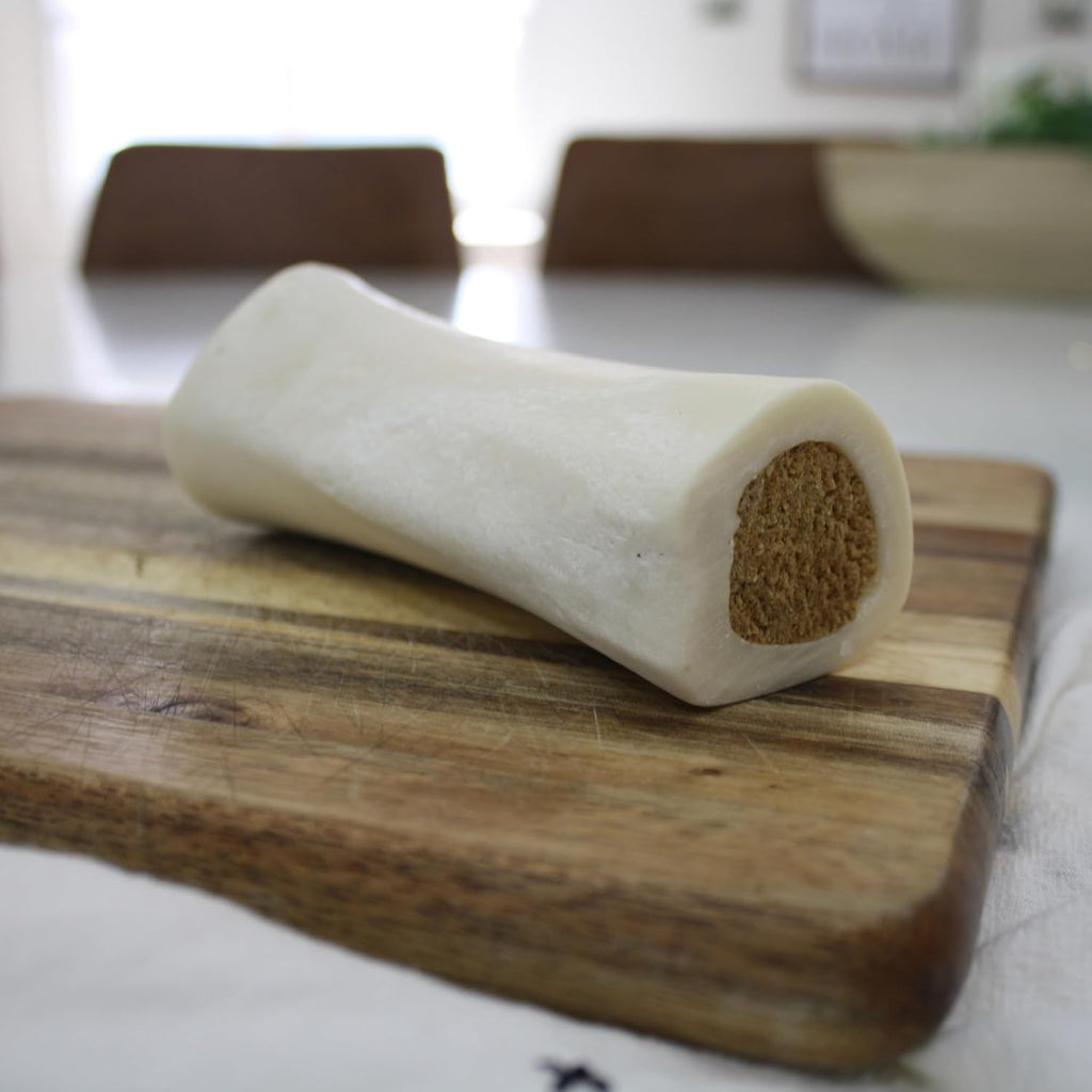 Five to six inch refillable dog chew bone packed with savory bully stick flavor.
