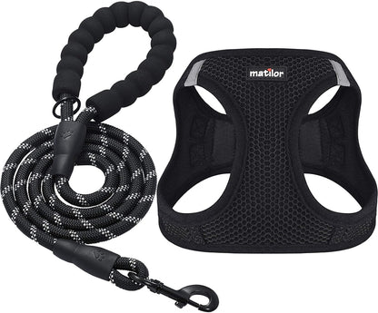 Adjustable strap detail on matilor small dog harness