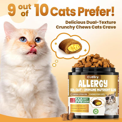 Cudory soft cat chew for immune and skin health showing crunchy and creamy dual texture.
