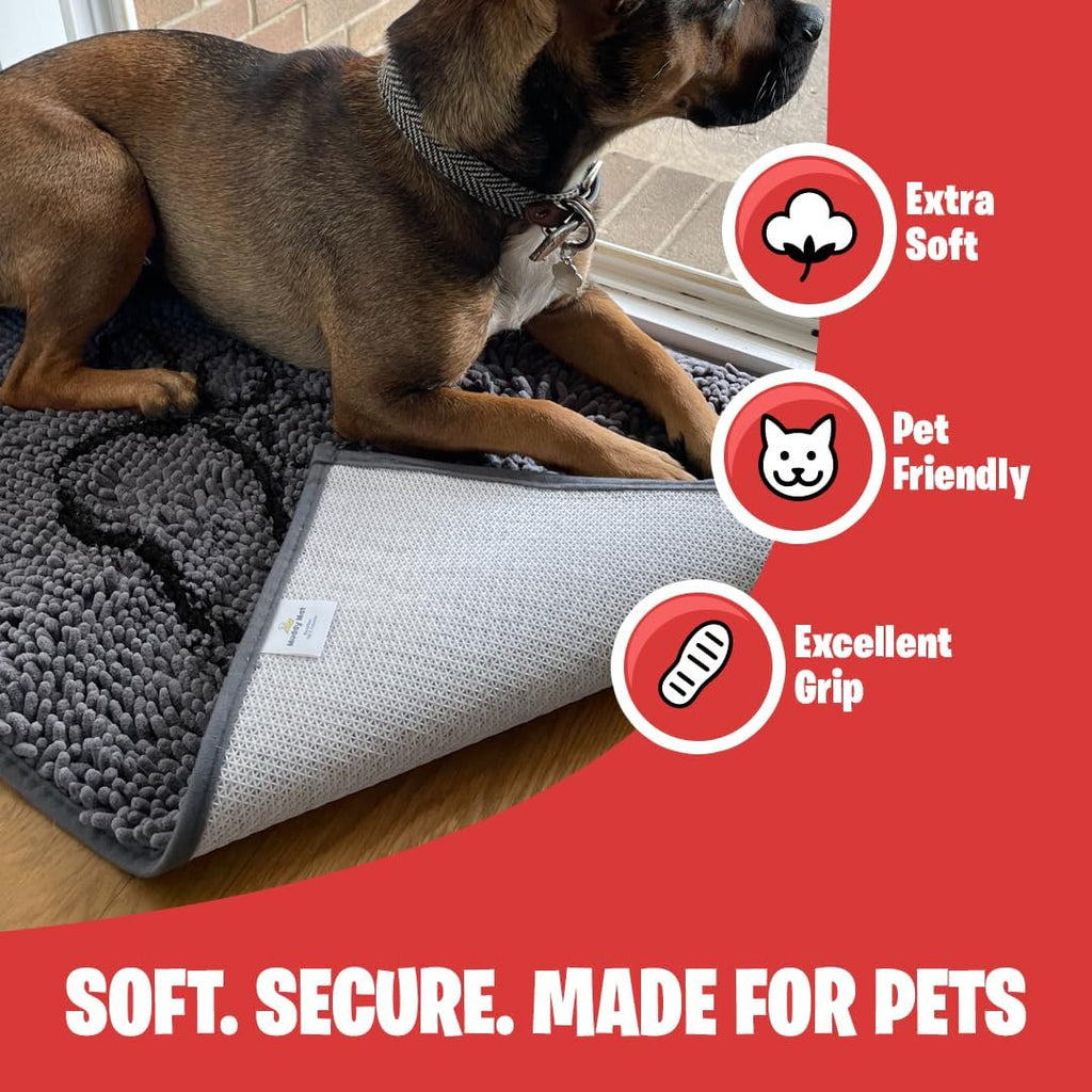 MudGuard Mat indoor entryway mat focusing on the thick absorbent pile texture