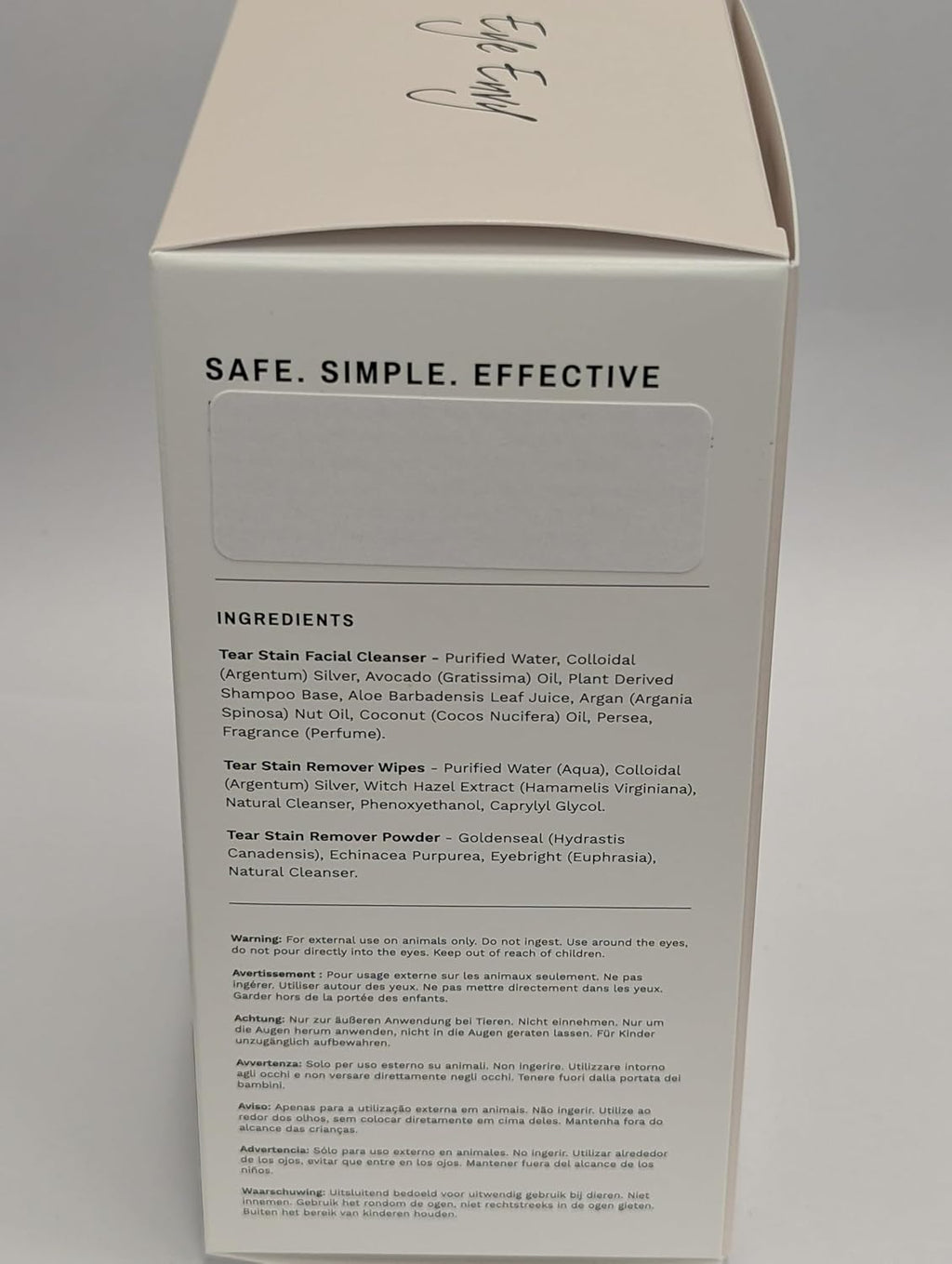Safe and non-irritating feline facial wash formulated specifically for Persian and Himalayan cat breeds.