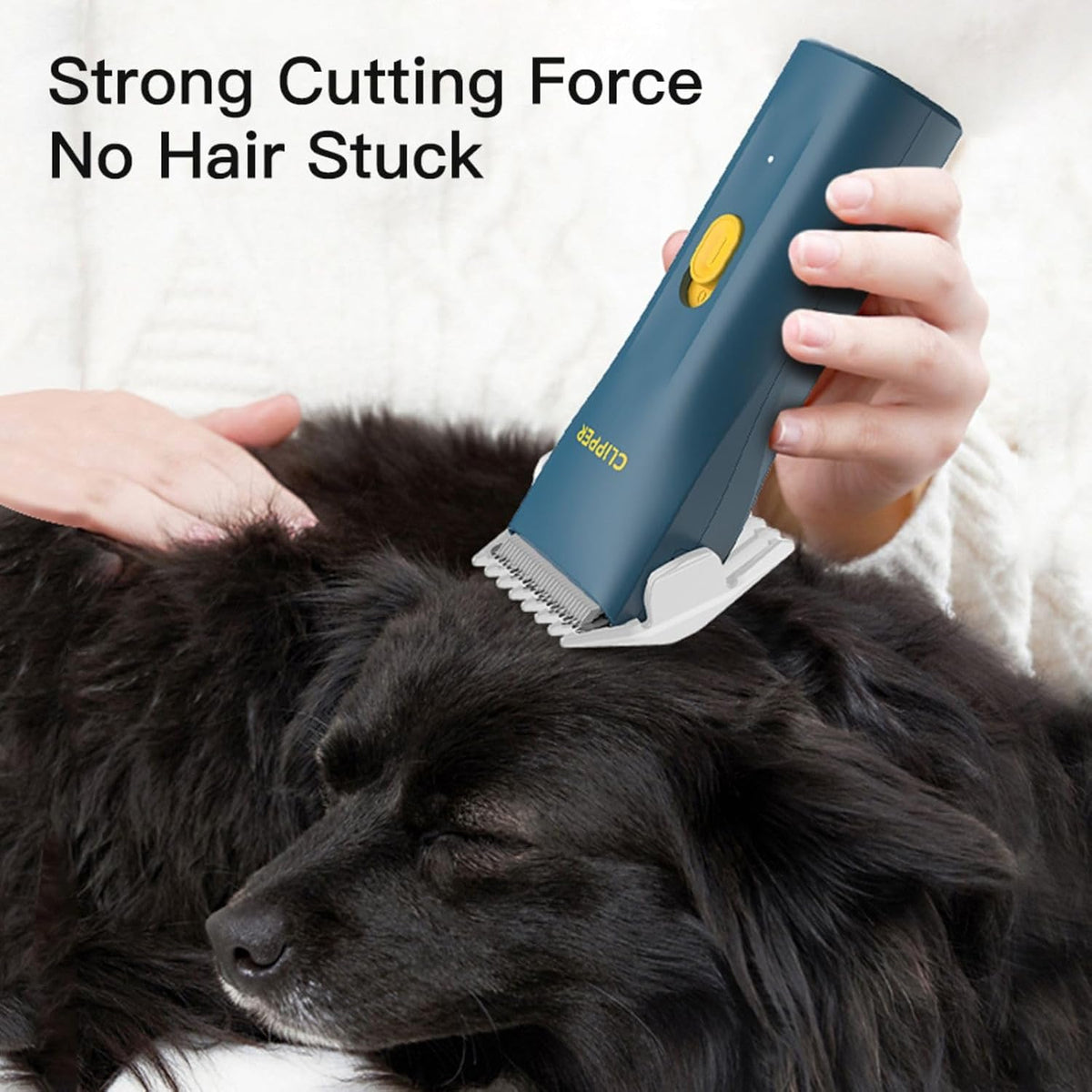 Grimgrow cordless dog clipper charging via USB cable