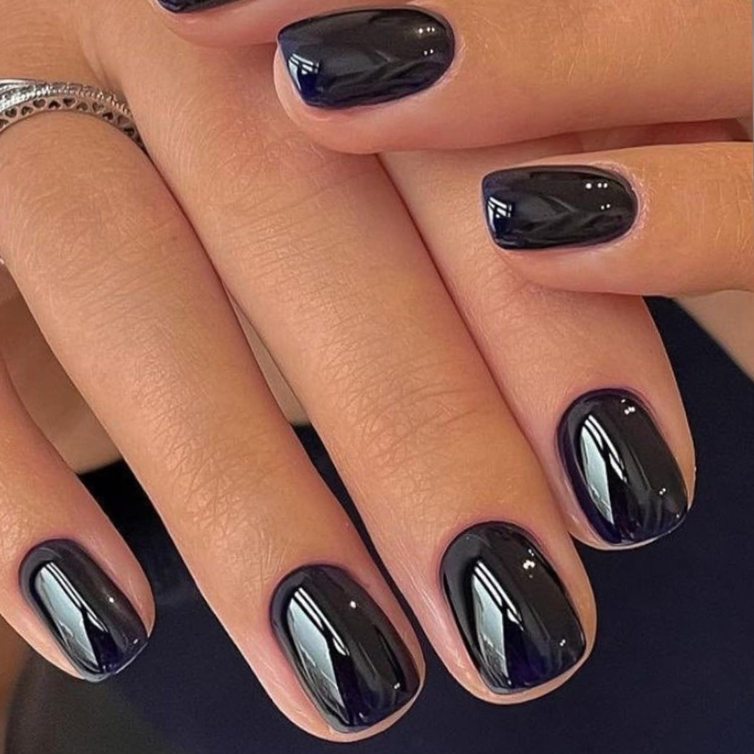Glamermaid black extra short squoval press on nails front view
