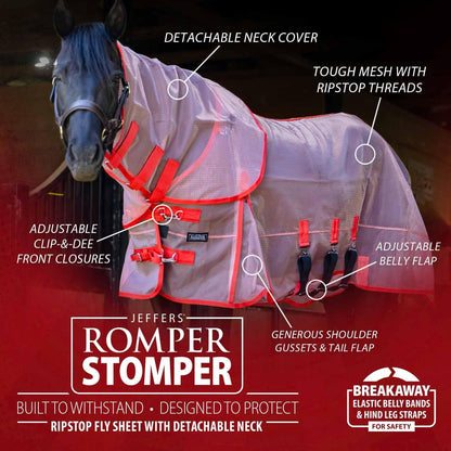 Close up of the adjustable clip and dee chest closures on Jeffers horse sheet