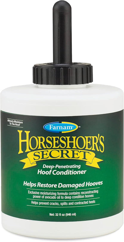 Farnam Horseshoer's Secret Deep-Penetrating Hoof Oil 32 fluid ounce front view bottle for equine care.