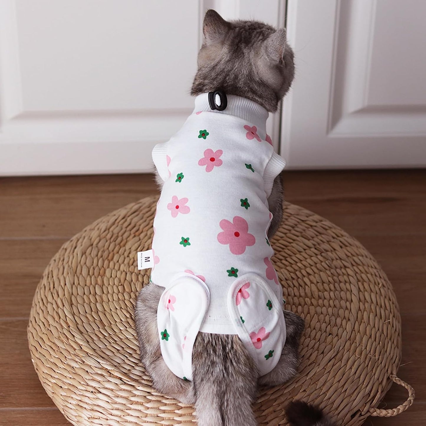 Cat Surgery Recovery Suit, Anti Licking Postoperative Onesie with Roll-Up Design, Soft Breathable Bodysuit Shirt for Female Spay Male Neuter Abdominal Wound Kitten E-Collar Cone Alternative - Image 9