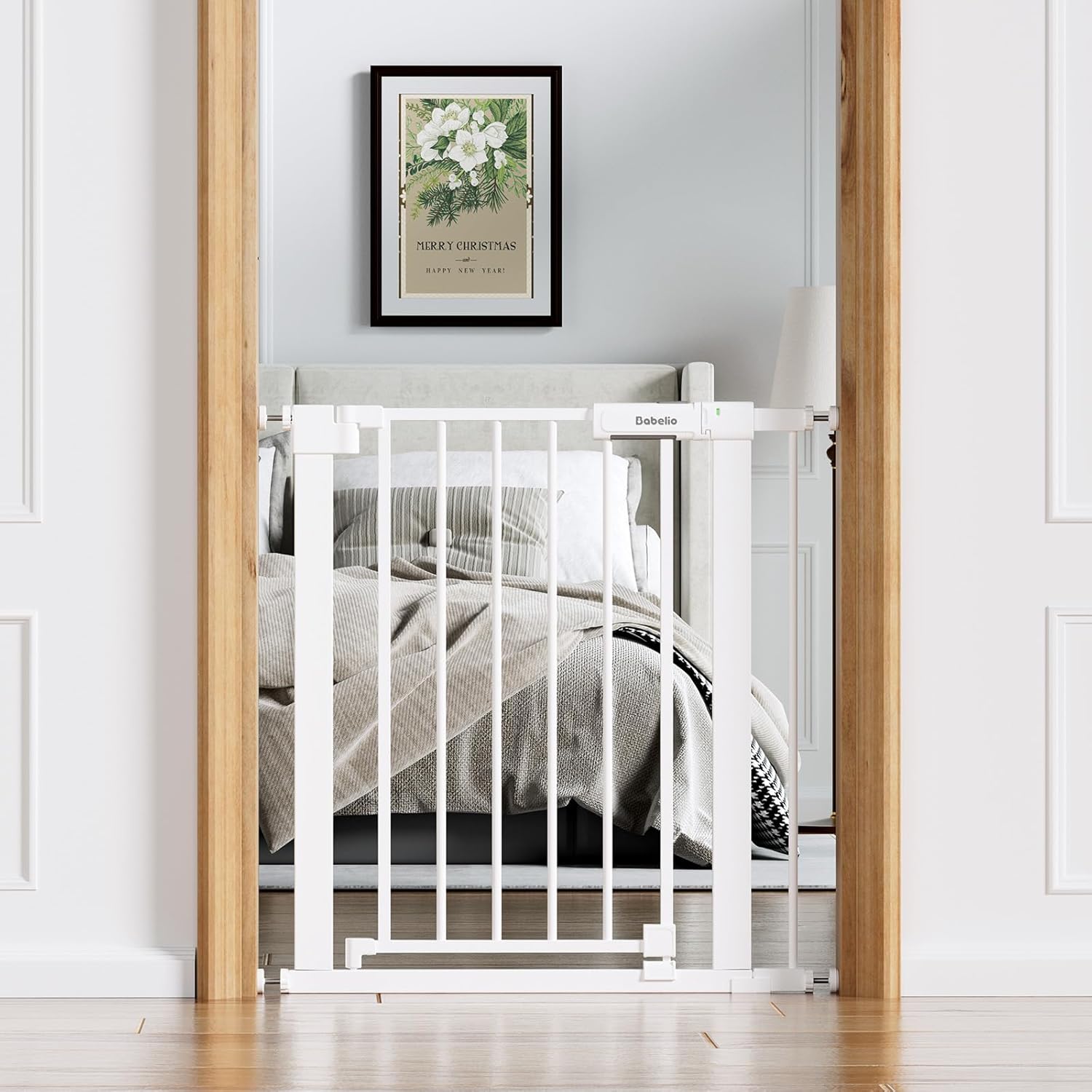 Babelio baby safety gate front view installed in a white doorway