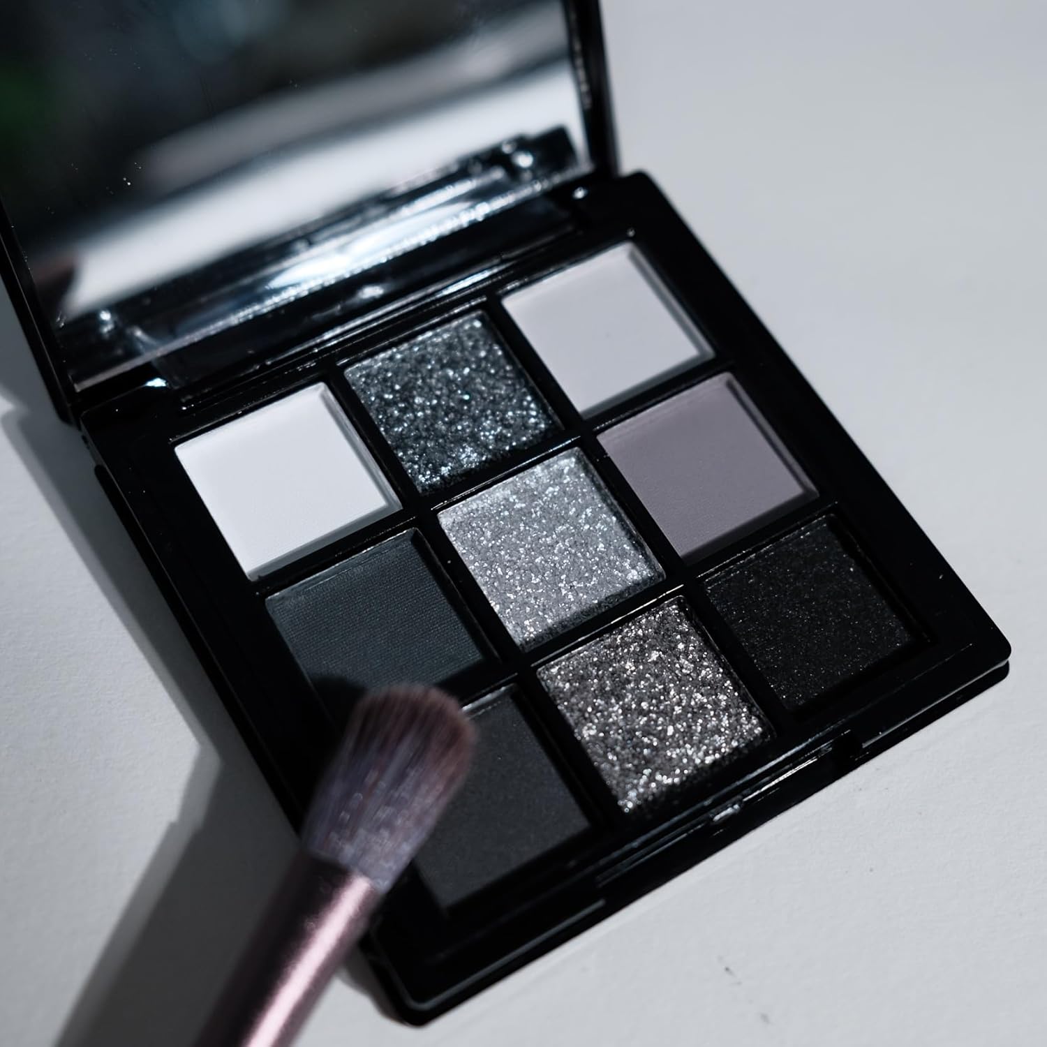 Baisen Diary 9 Color Smokey Eyeshadow Palette front view