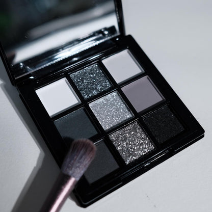 Baisen Diary 9 Color Smokey Eyeshadow Palette front view