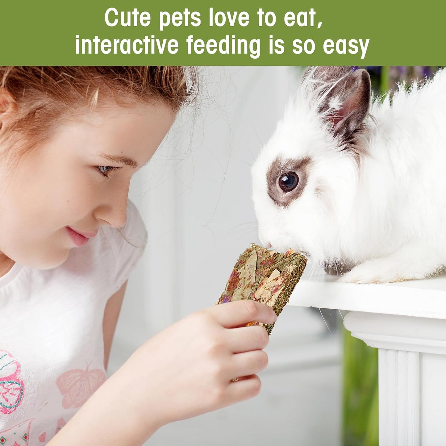 Healthy organic rabbit treats made of high quality Timothy hay and meadow grass for molars.